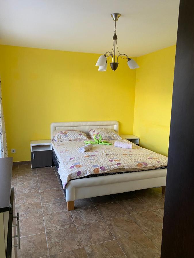 Villa Leona Palushaj Donji Stoj Extérieur photo