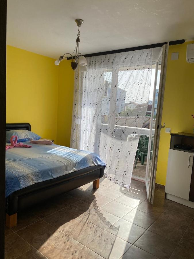 Villa Leona Palushaj Donji Stoj Extérieur photo