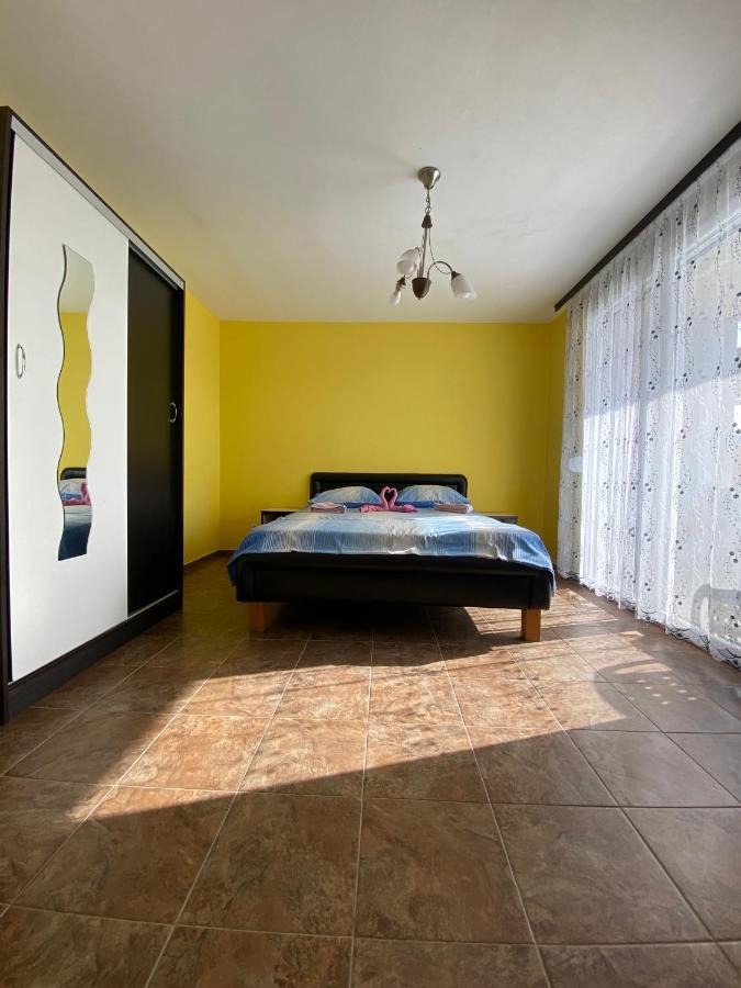 Villa Leona Palushaj Donji Stoj Extérieur photo