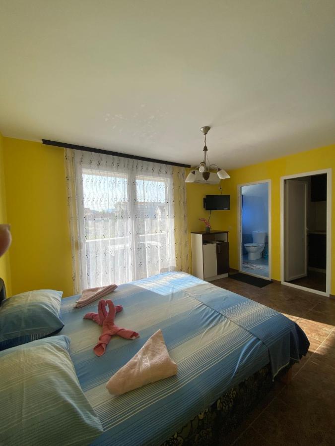 Villa Leona Palushaj Donji Stoj Extérieur photo