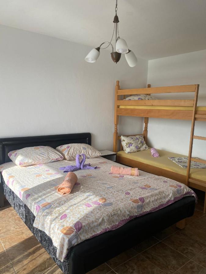 Villa Leona Palushaj Donji Stoj Extérieur photo