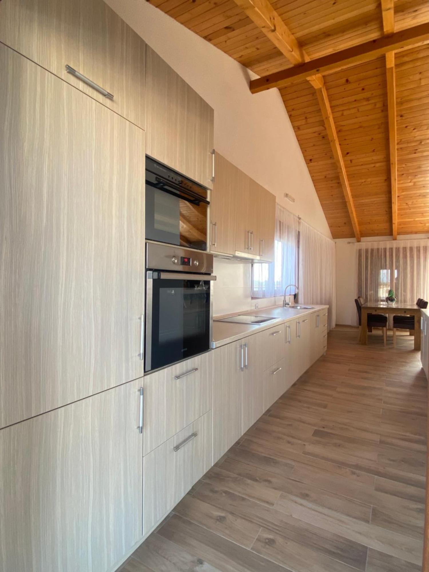 Villa Leona Palushaj Donji Stoj Extérieur photo