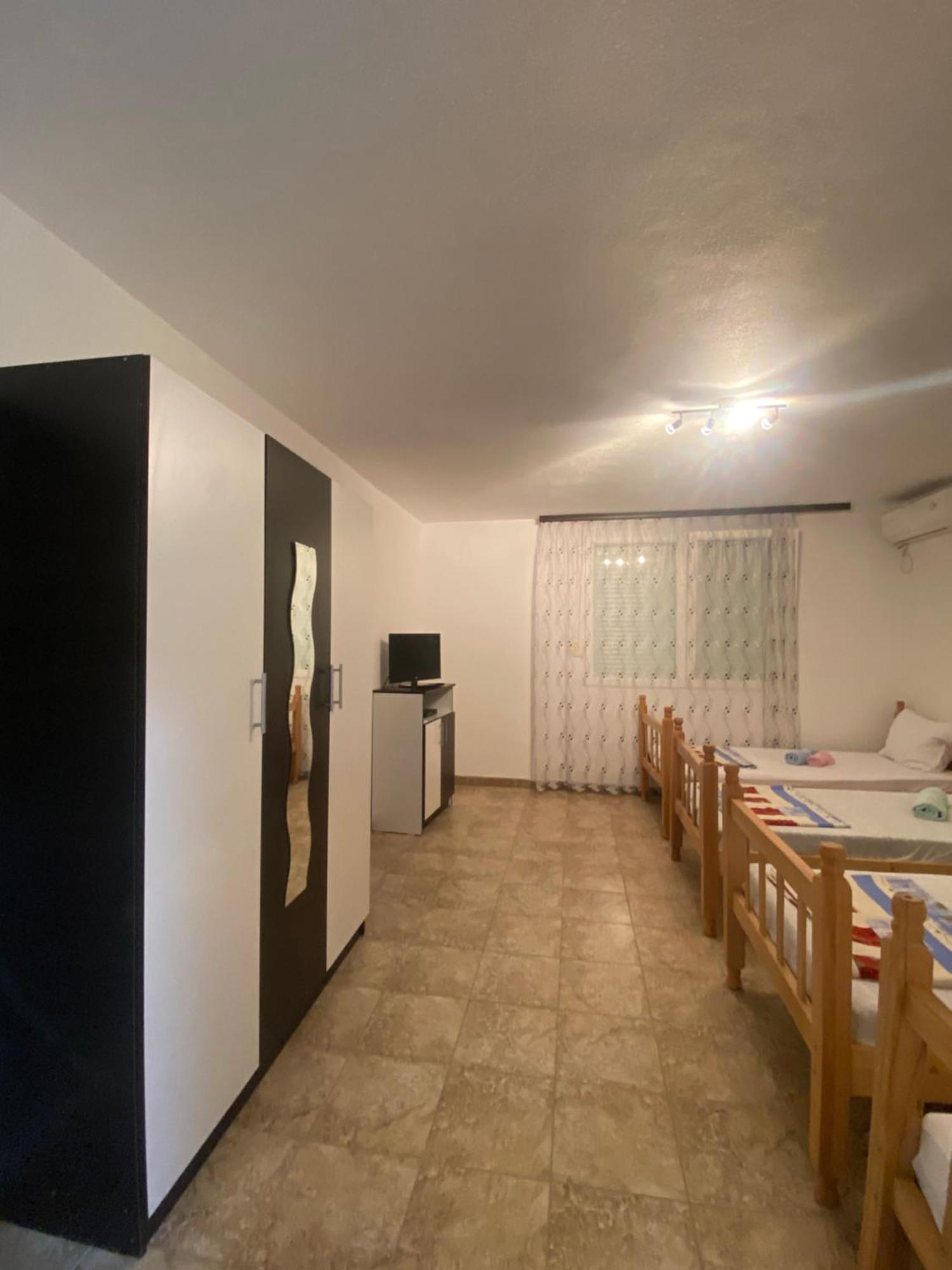 Villa Leona Palushaj Donji Stoj Extérieur photo